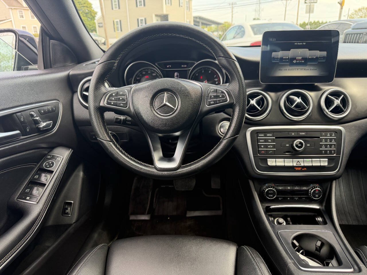 Used 2018 Mercedes-Benz CLA 250 4MATIC image 18