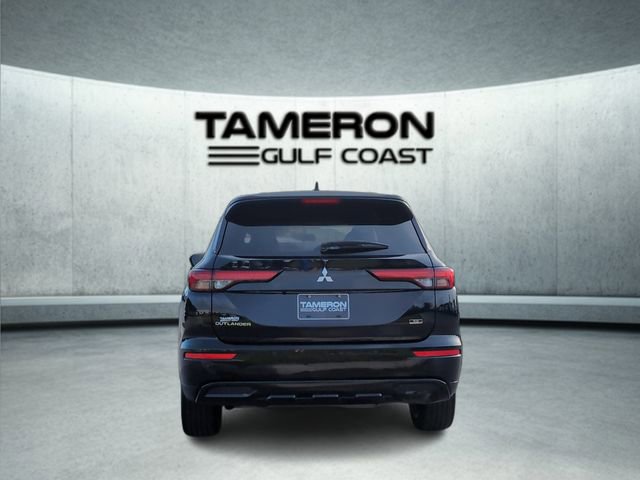 Used 2024 Mitsubishi Outlander SE Black Edition FWD image 4