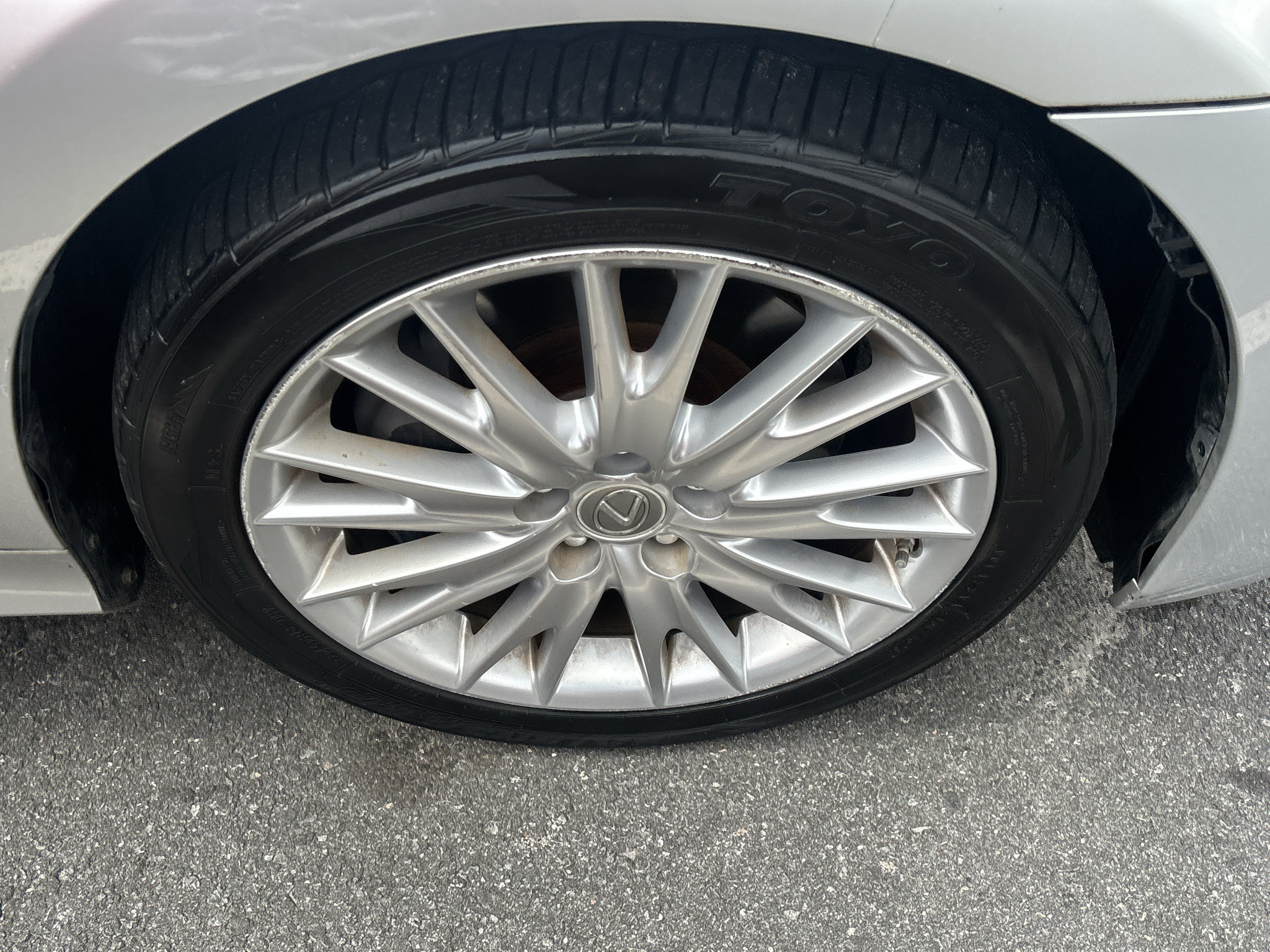 Used 2013 Lexus GS 450h w/ Luxury Pkg RWD image 21