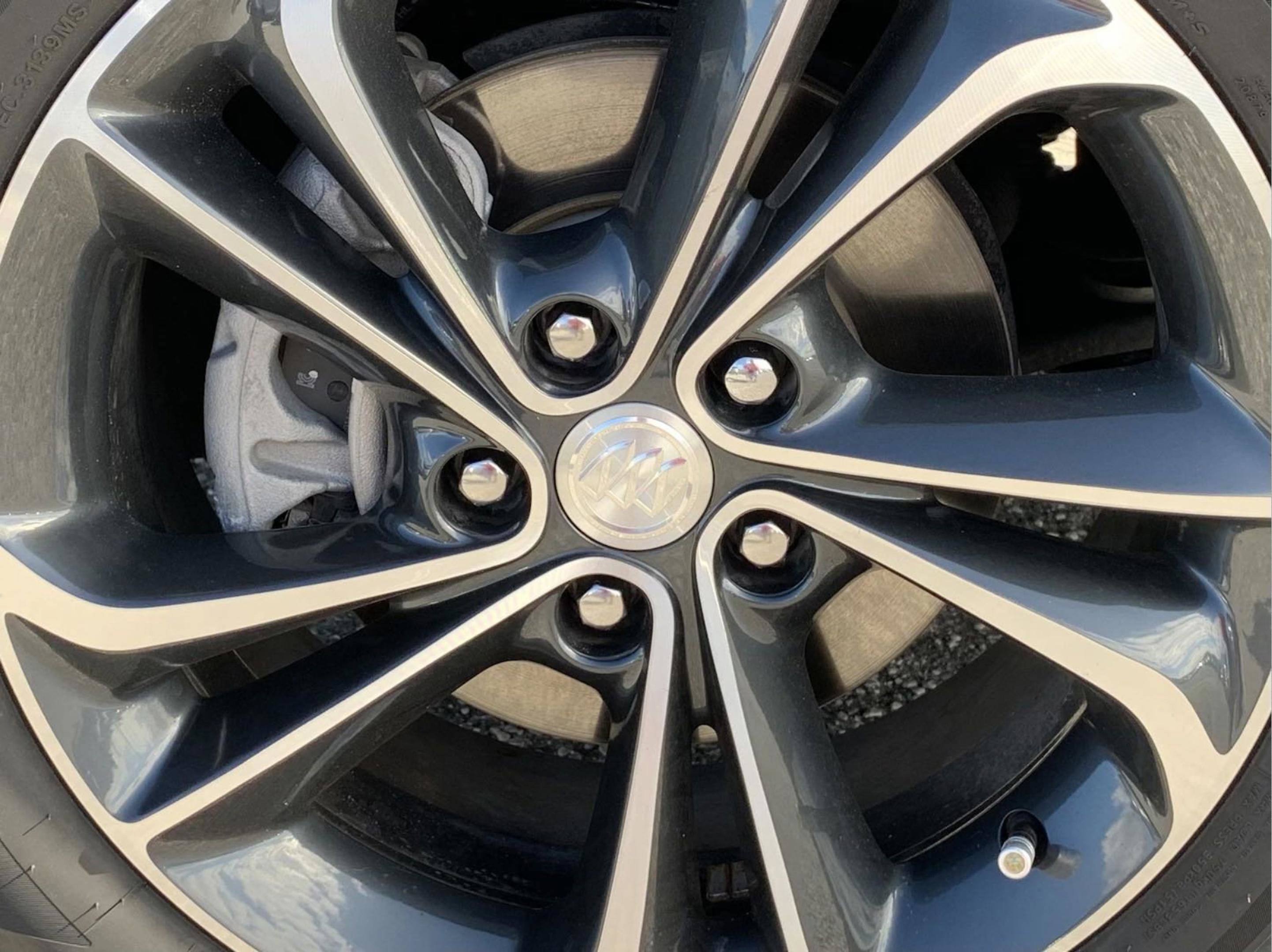 Used 2021 Buick Encore GX Select image 11