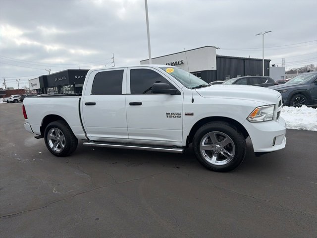 Used 2018 RAM 1500 Express w/ Express Value Package image 4
