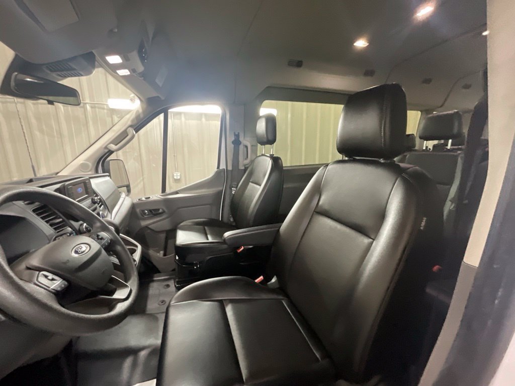 Used 2025 Ford Transit 350 XL RWD image 9
