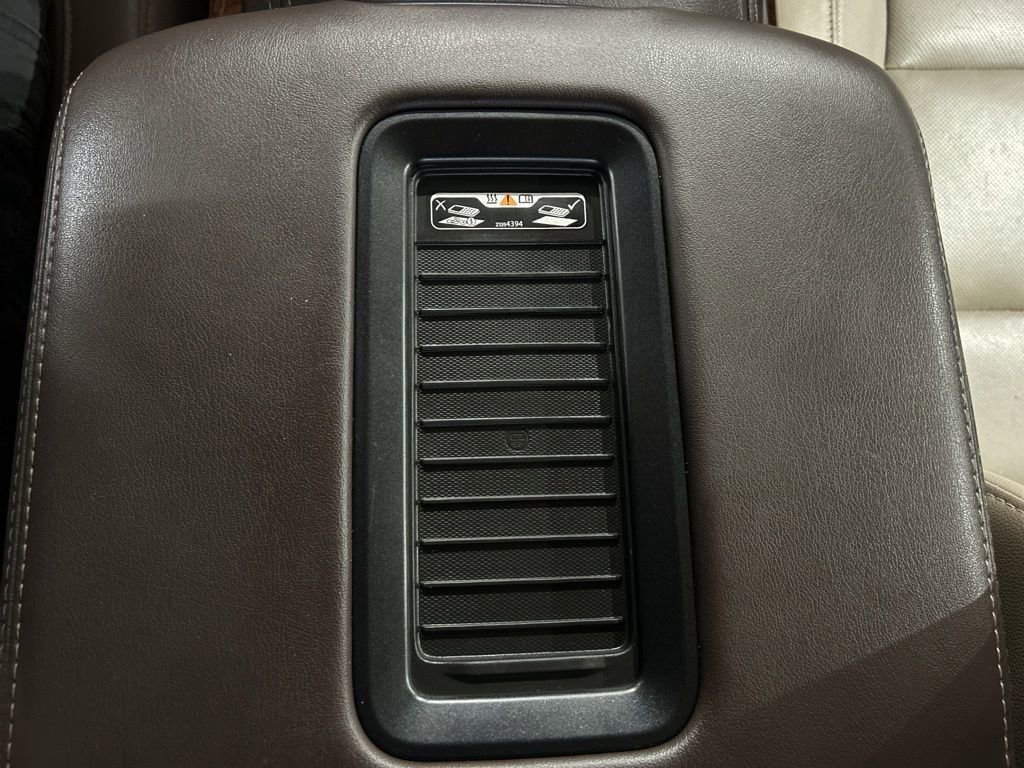 Used 2019 Chevrolet Suburban Premier image 40