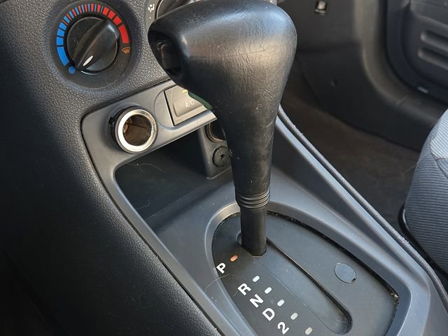 Used 2011 Ford Transit Connect XLT image 27