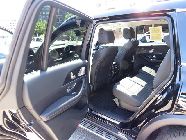 Used 2026 Mercedes-Benz GLS 450 4MATIC image 19