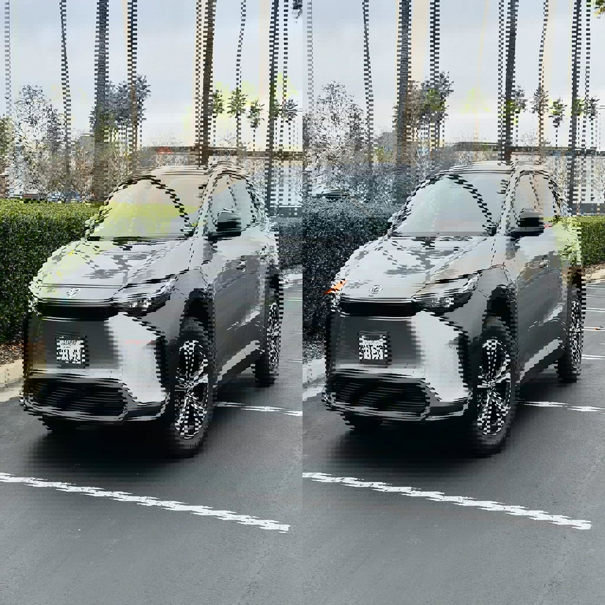 Used 2024 Toyota bZ4X XLE SPORT UTILITY 4D w/ Weather Package image 1