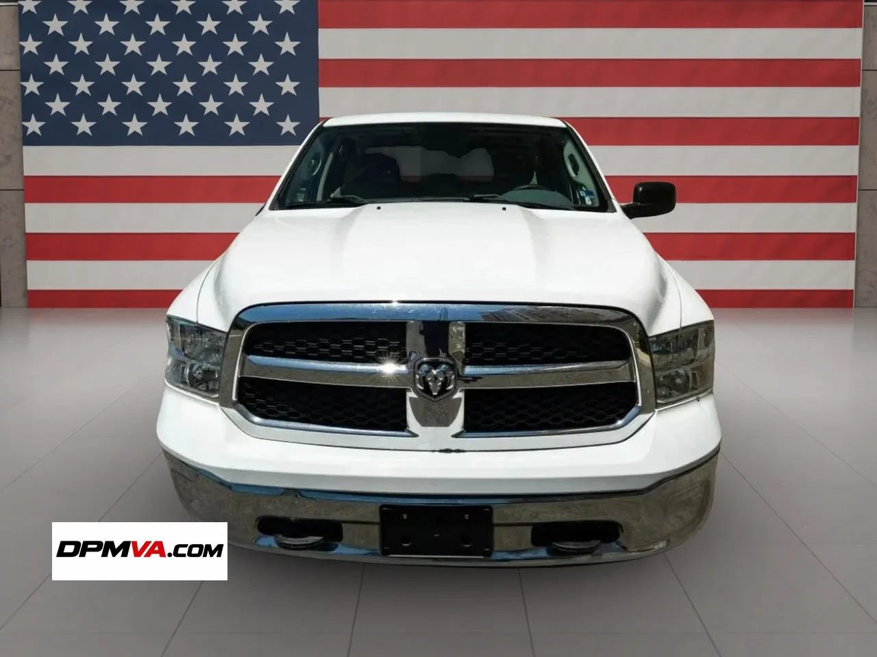Used 2019 RAM 1500 Classic SLT w/ Protection Group AWD/4WD image 9