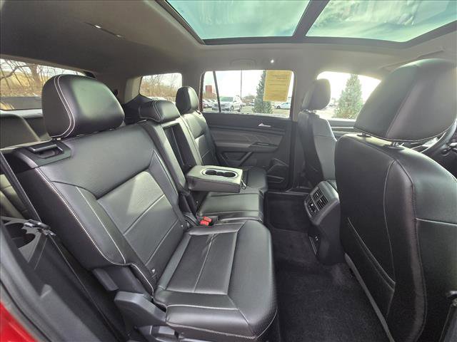 Certified 2022 Volkswagen Atlas SE w/ Panoramic Sunroof Package image 11