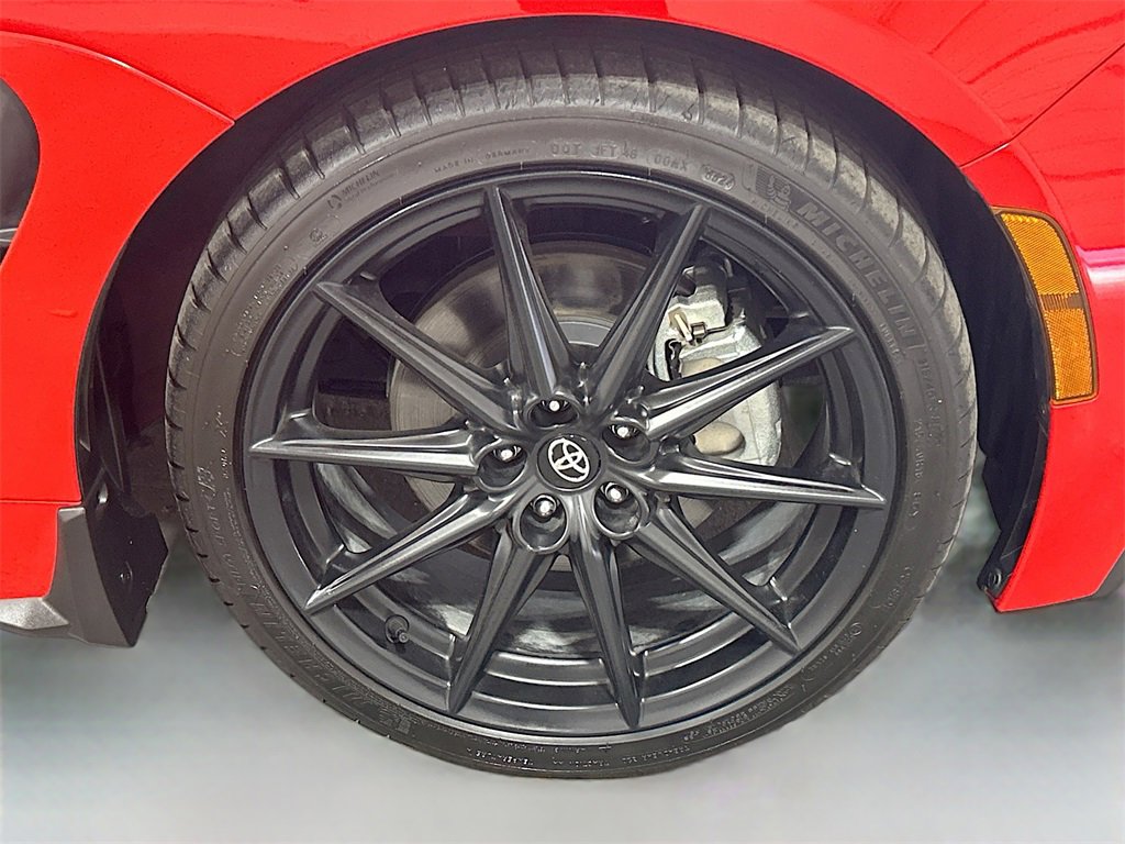 Used 2025 Toyota GR86 Premium image 27