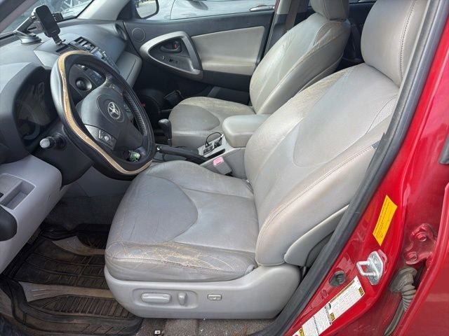 Used 2011 Toyota RAV4 Limited AWD/4WD image 18