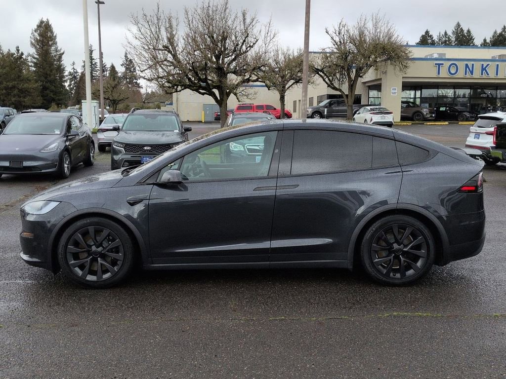 Used 2024 Tesla Model X AWD/4WD image 2