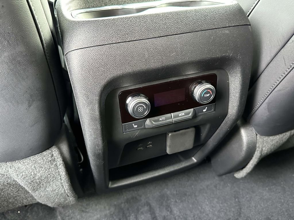 Certified 2024 GMC Acadia Elevation w/ Luxury Package image 15