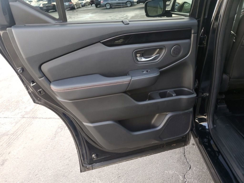 Certified 2023 Honda Pilot TrailSport image 26