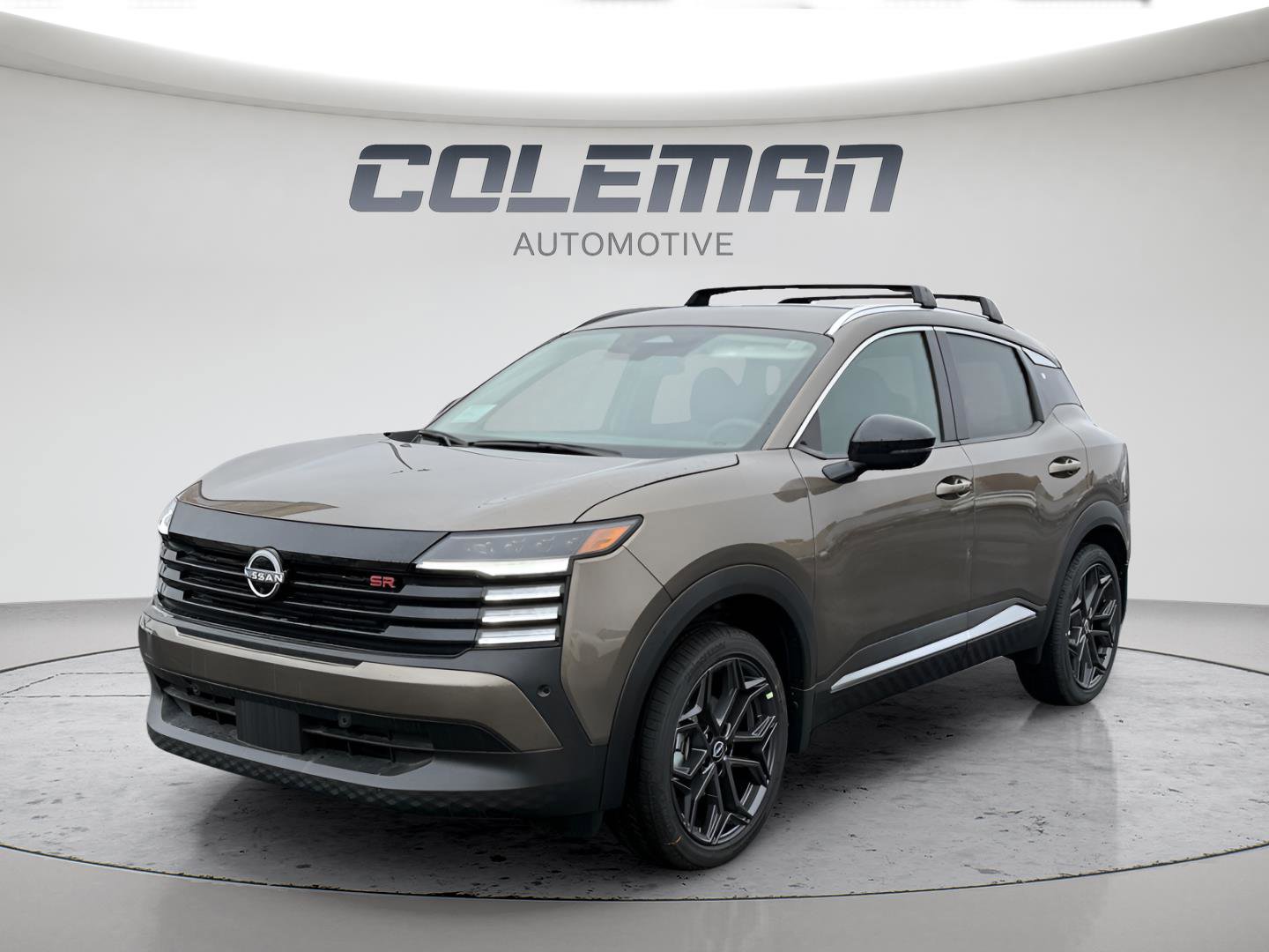 New 2026 Nissan Kicks SR w/ Cold Weather Package image 1