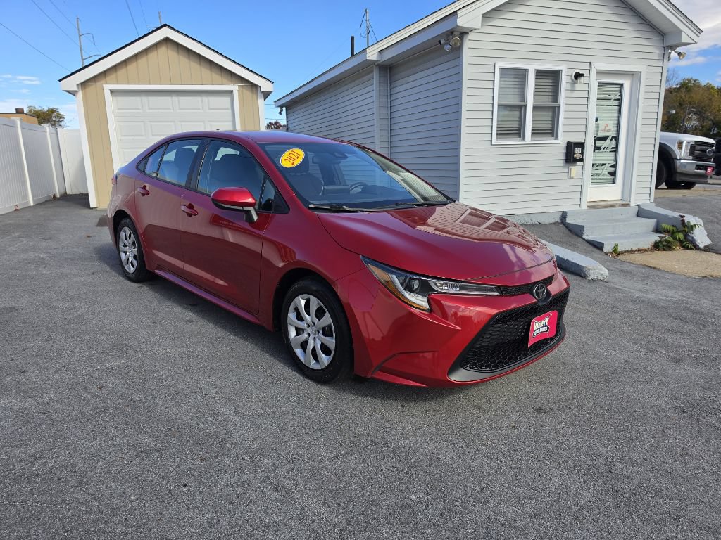 Used 2021 Toyota Corolla LE FWD image 2