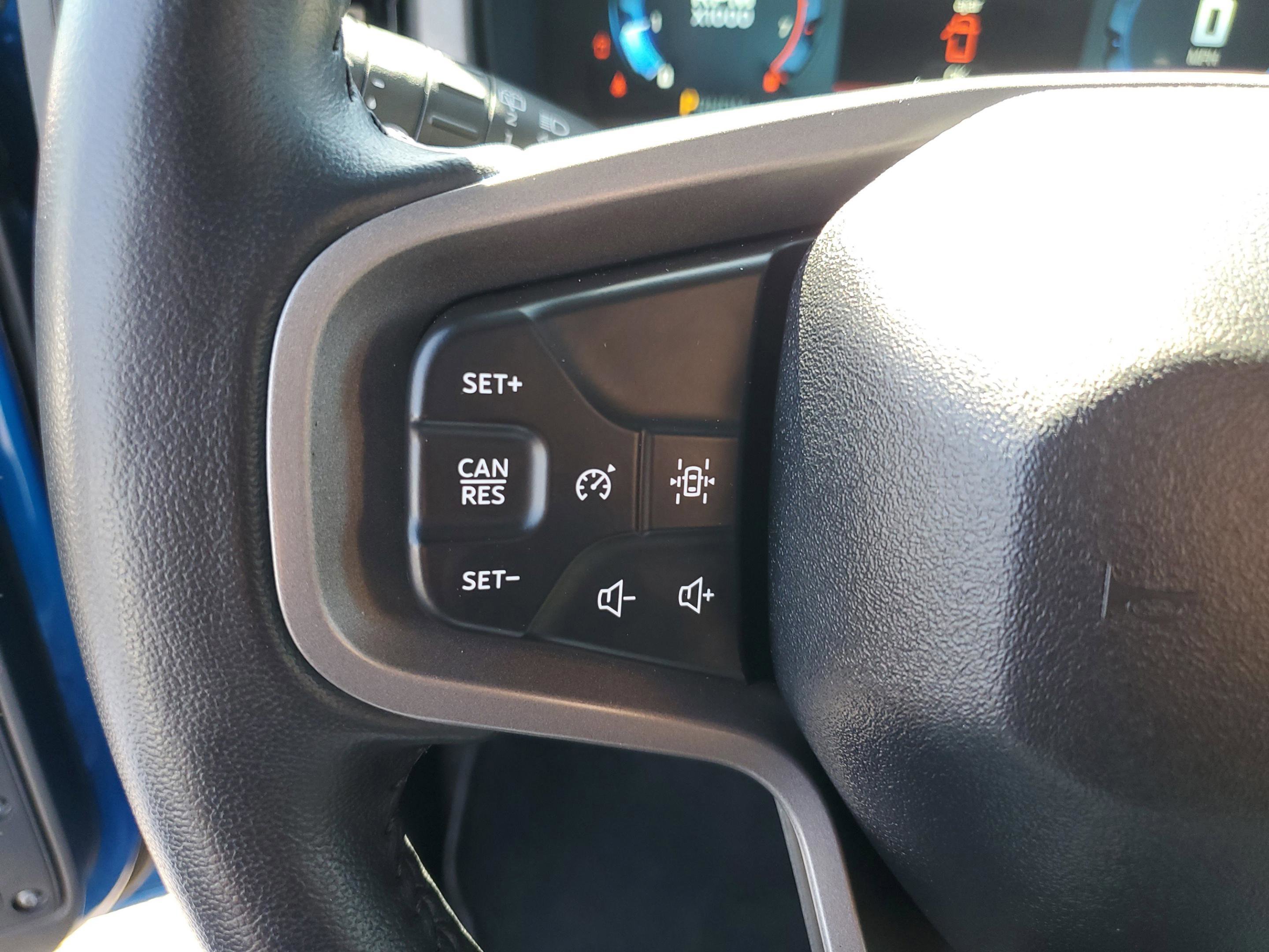 Used 2025 Ford Bronco Badlands AWD/4WD image 26