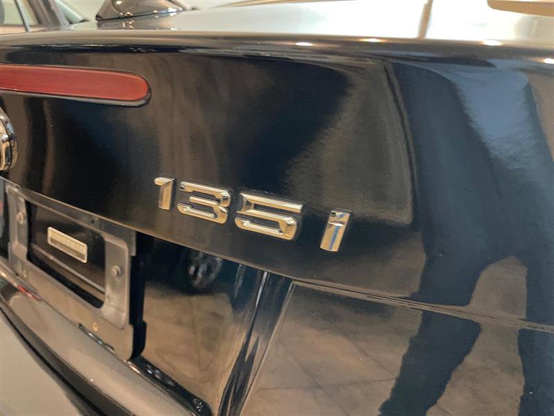 Used 2009 BMW 135i Convertible image 31