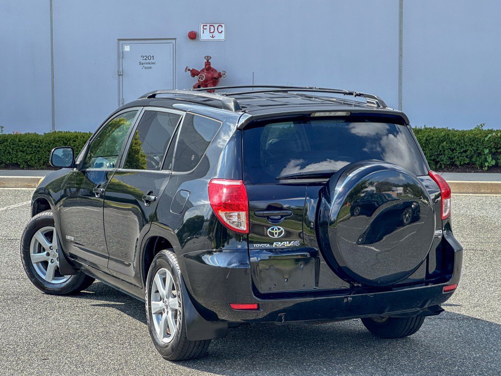 Used 2007 Toyota RAV4 Limited AWD/4WD image 15