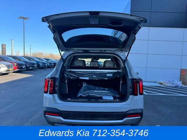 New 2025 Kia Sorento S w/ Panoramic Sunroof Package image 8