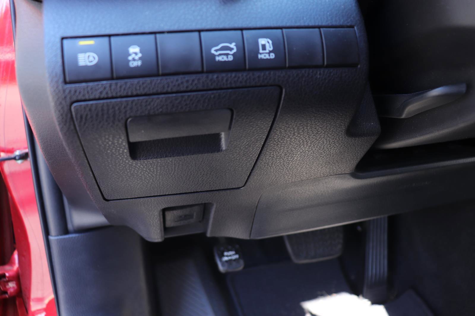 Used 2021 Toyota Camry SE image 21