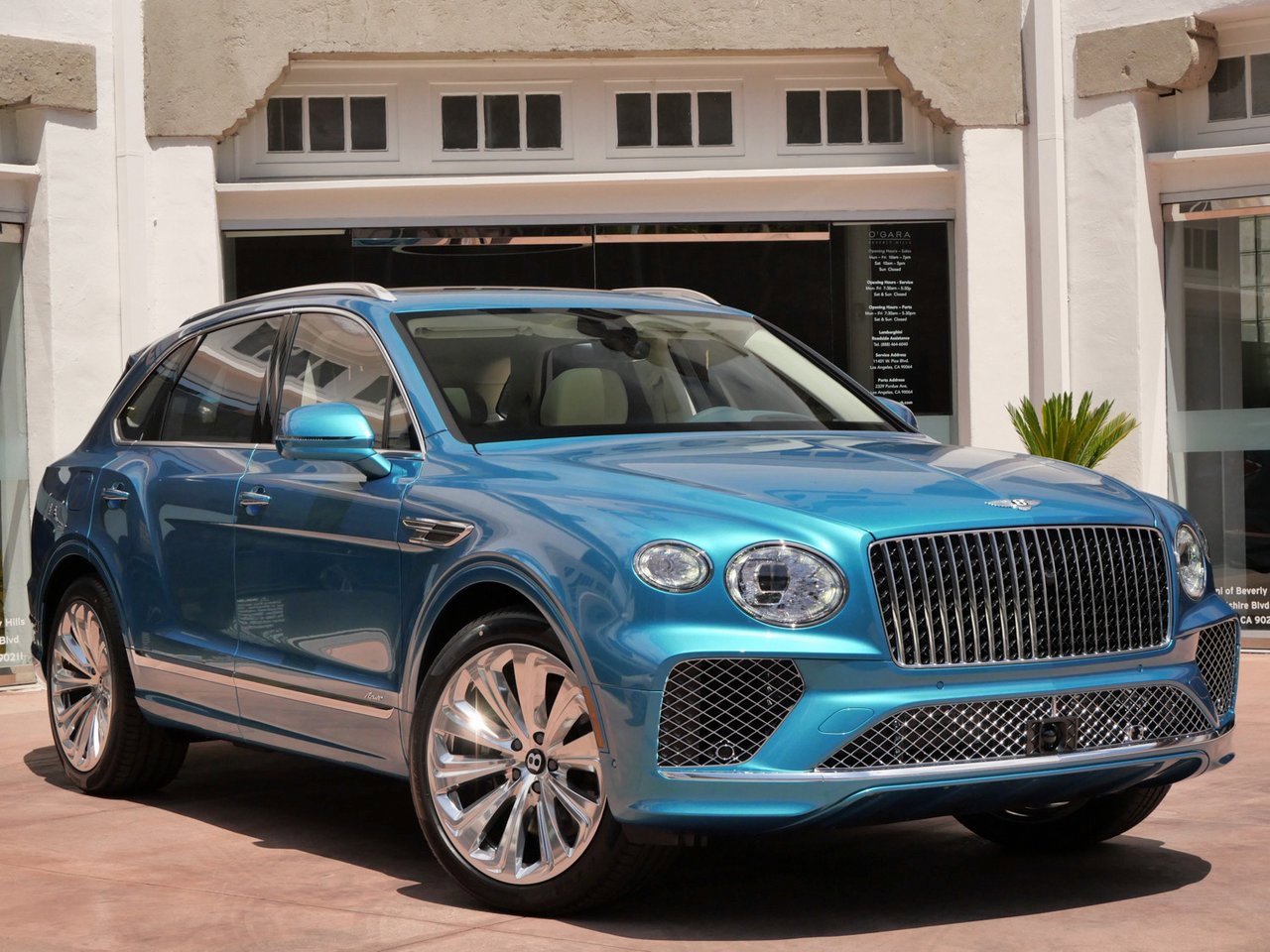 Used 2024 Bentley Bentayga