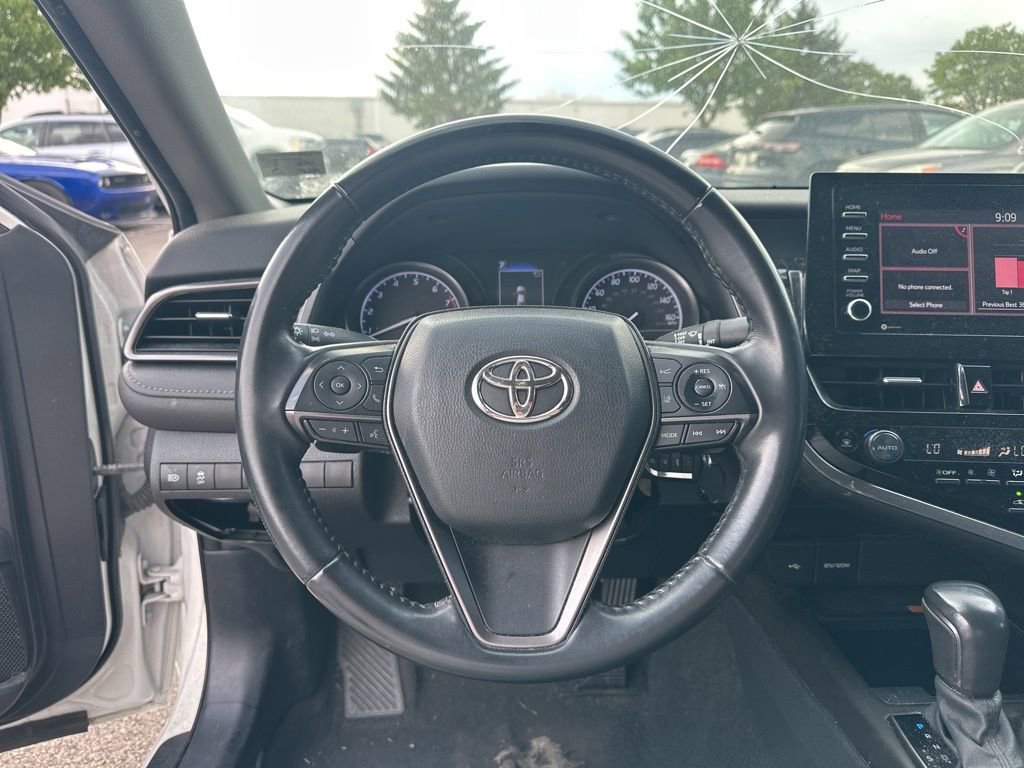 Used 2022 Toyota Camry SE FWD image 20