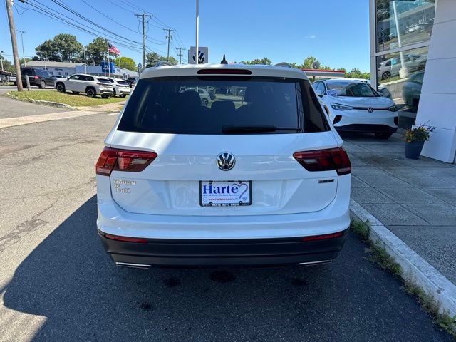 Used 2019 Volkswagen Tiguan SE w/ Panoramic Sunroof Package AWD/4WD image 9