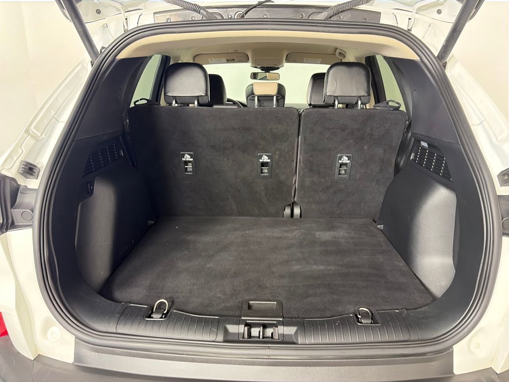 Certified 2020 Ford Escape Titanium image 27