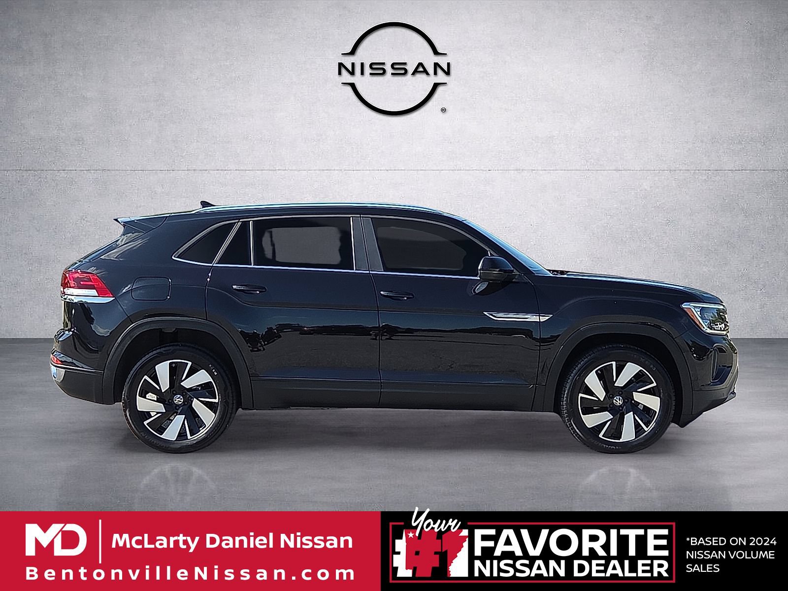 Used 2024 Volkswagen Atlas Cross Sport SE AWD/4WD image 6