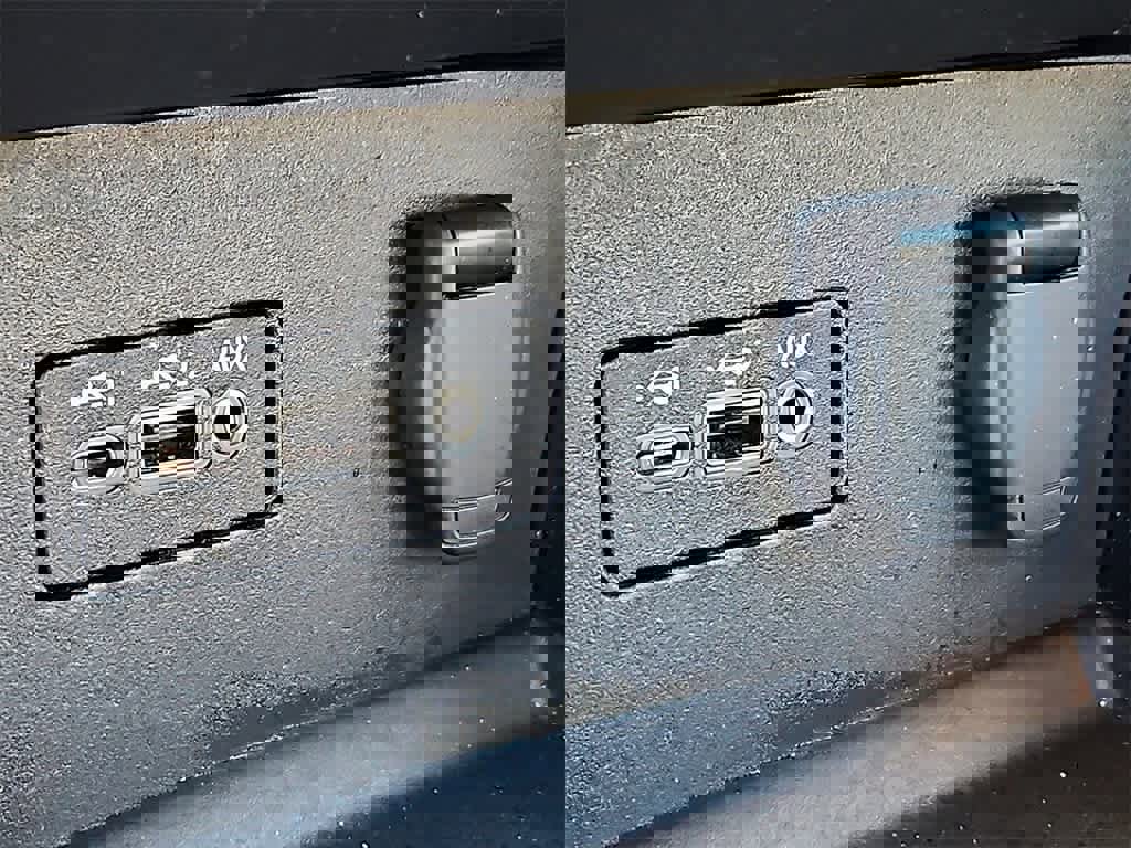 Used 2024 Nissan Altima 2.5 SV image 24