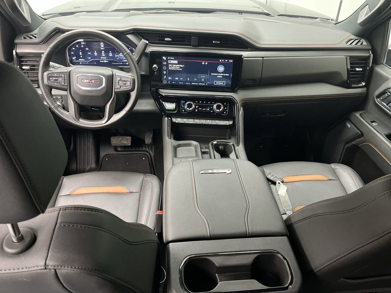Certified 2025 GMC Sierra 2500 AT4 w/ Technology Package AWD/4WD image 4