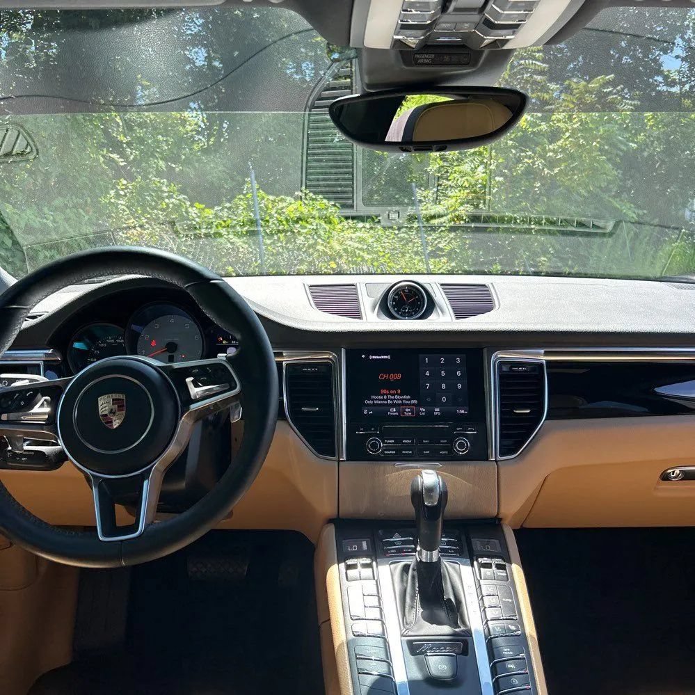Used 2017 Porsche Macan S AWD/4WD image 26