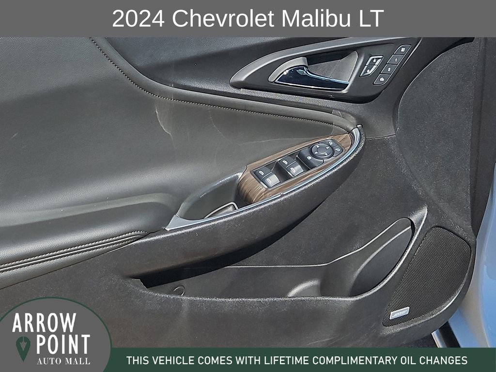 Used 2024 Chevrolet Malibu LT image 21