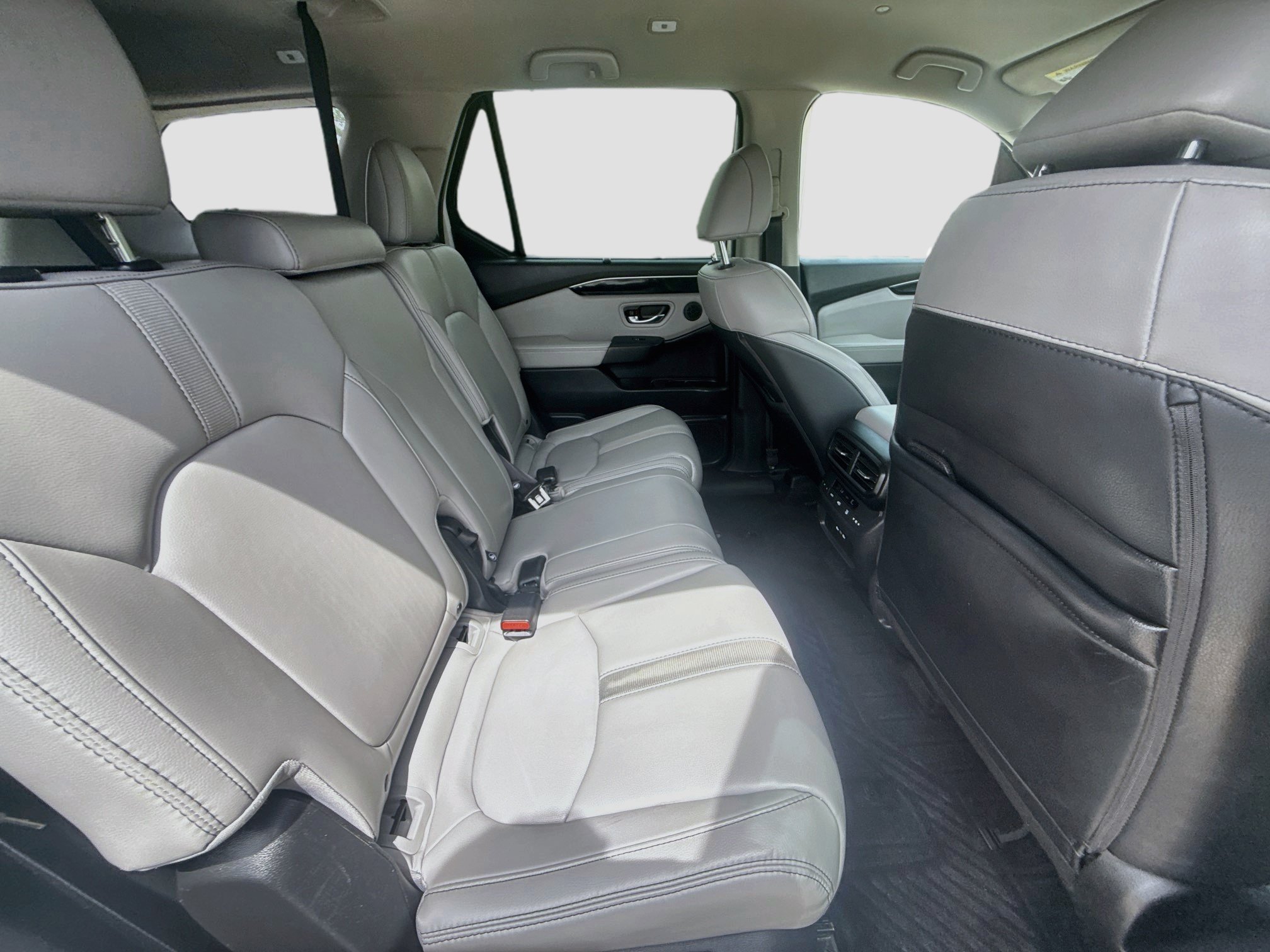 Certified 2025 Honda Pilot EX-L image 28