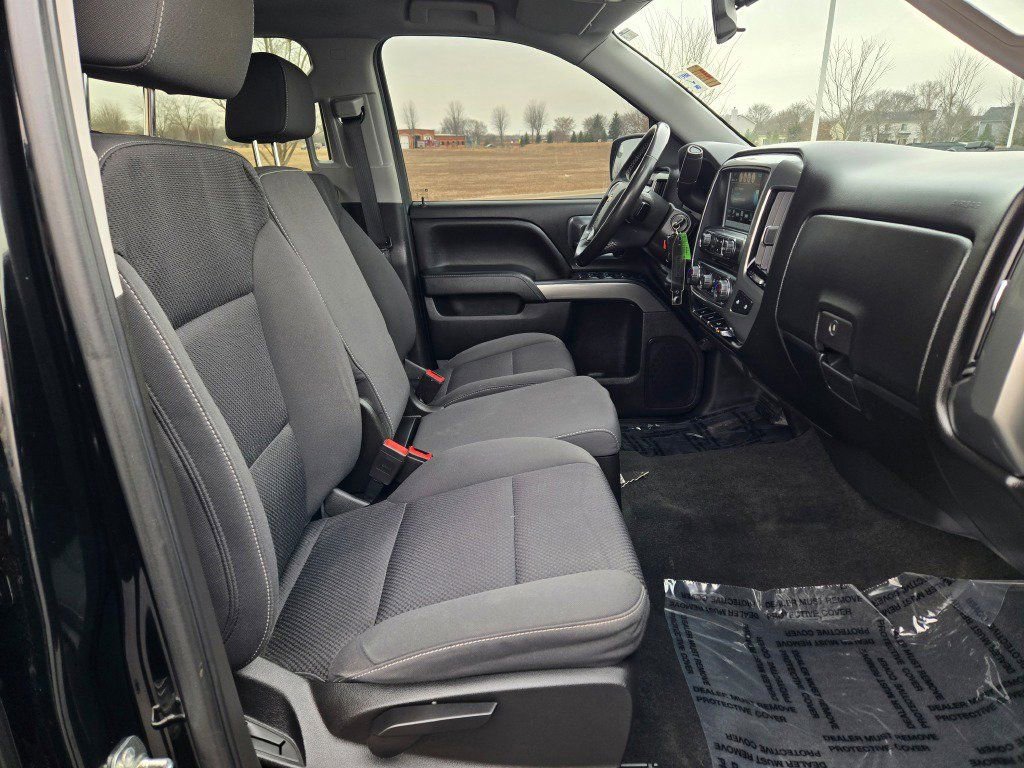 Used 2018 Chevrolet Silverado 1500 LT w/ All Star Edition image 7