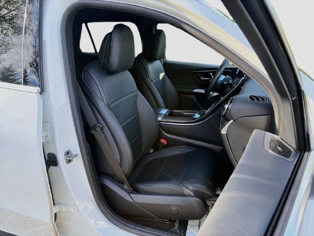 Certified 2025 Mercedes-Benz GLC 350e 4MATIC image 29