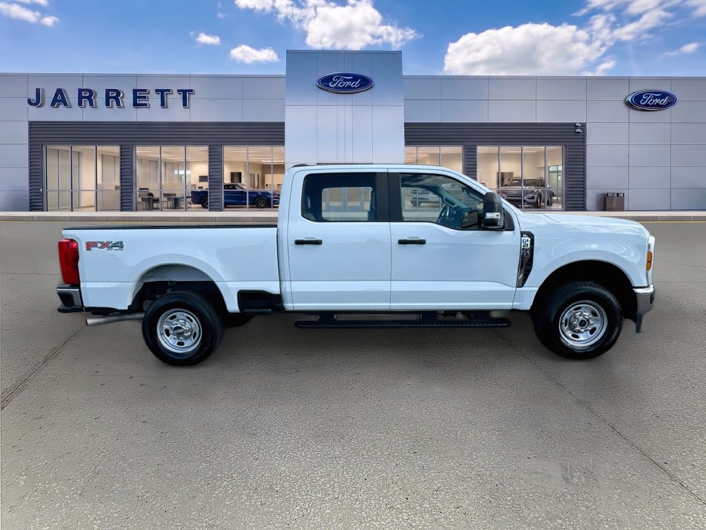 Certified 2024 Ford F250 XL w/ FX4 Off-Road Package AWD/4WD image 8