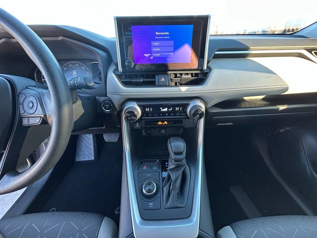 Used 2025 Toyota RAV4 XLE image 23