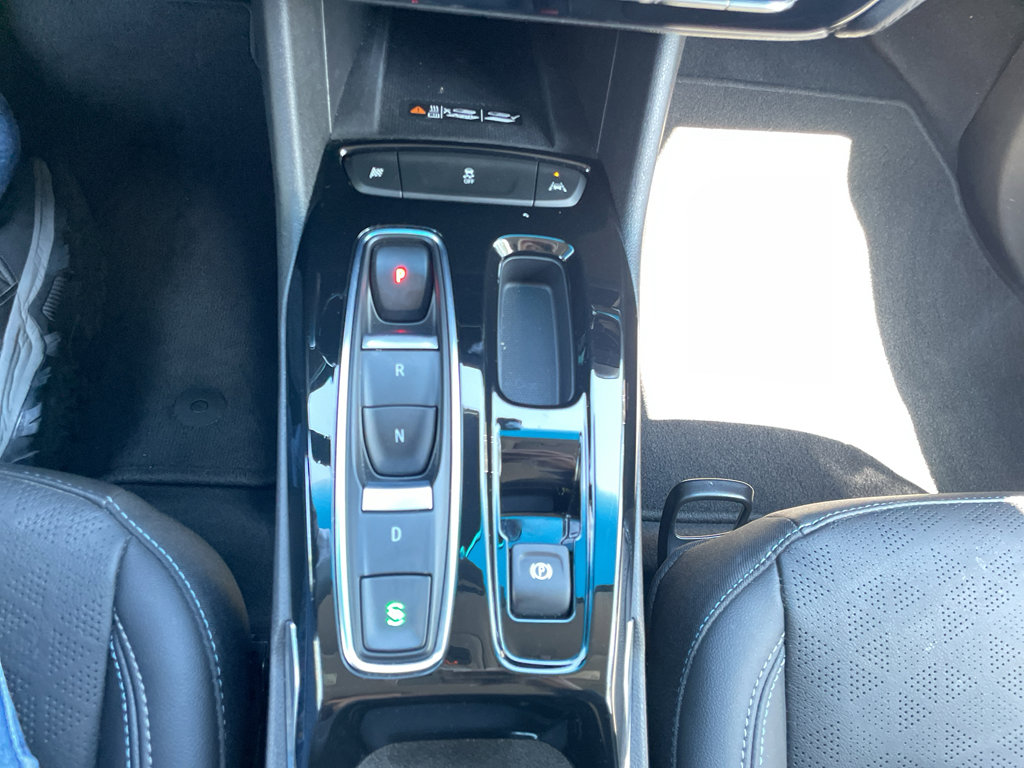 Used 2023 Chevrolet Bolt LT w/ Infotainment Package FWD image 29
