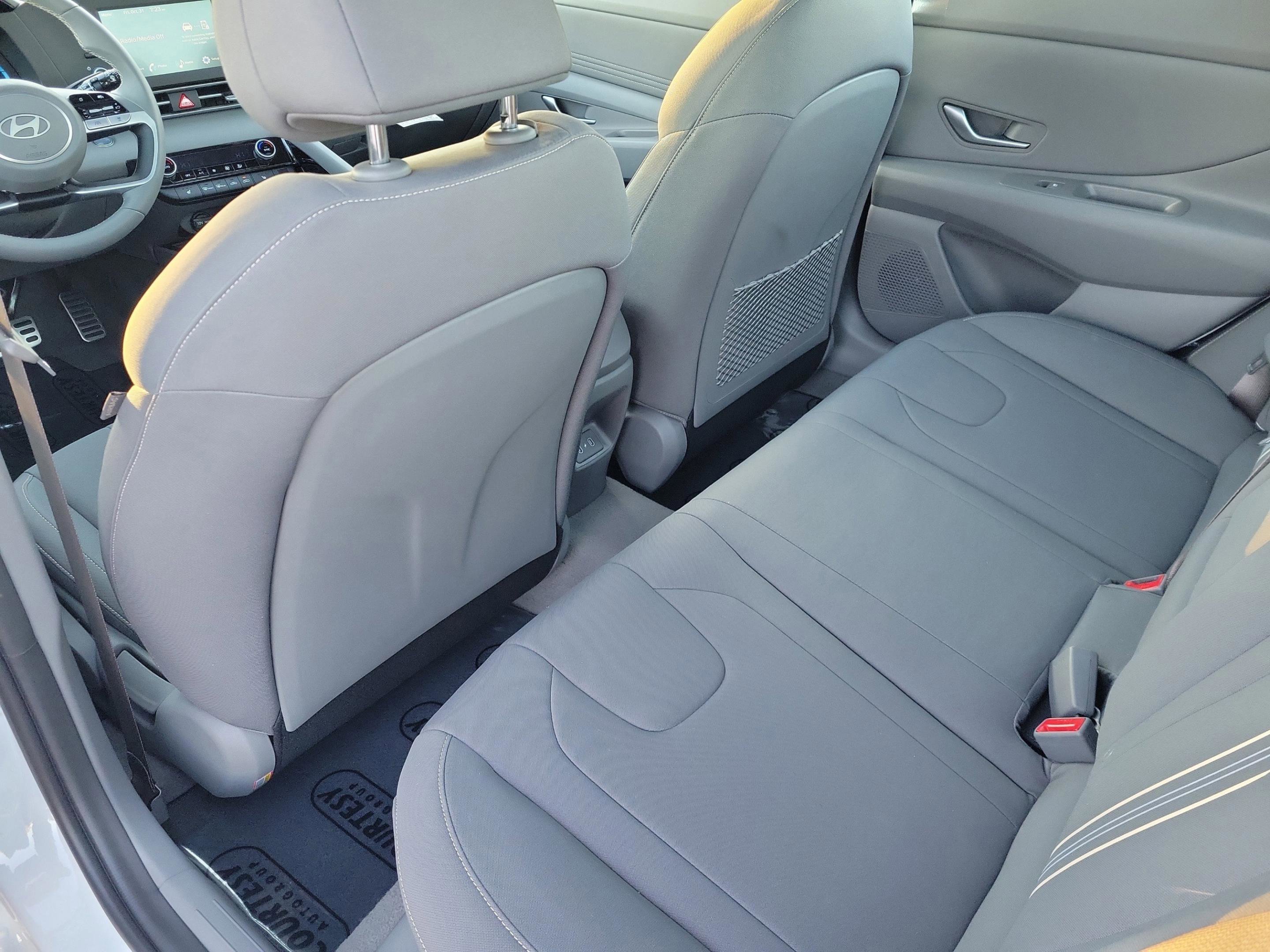 New 2026 Hyundai Elantra SEL Sport image 26