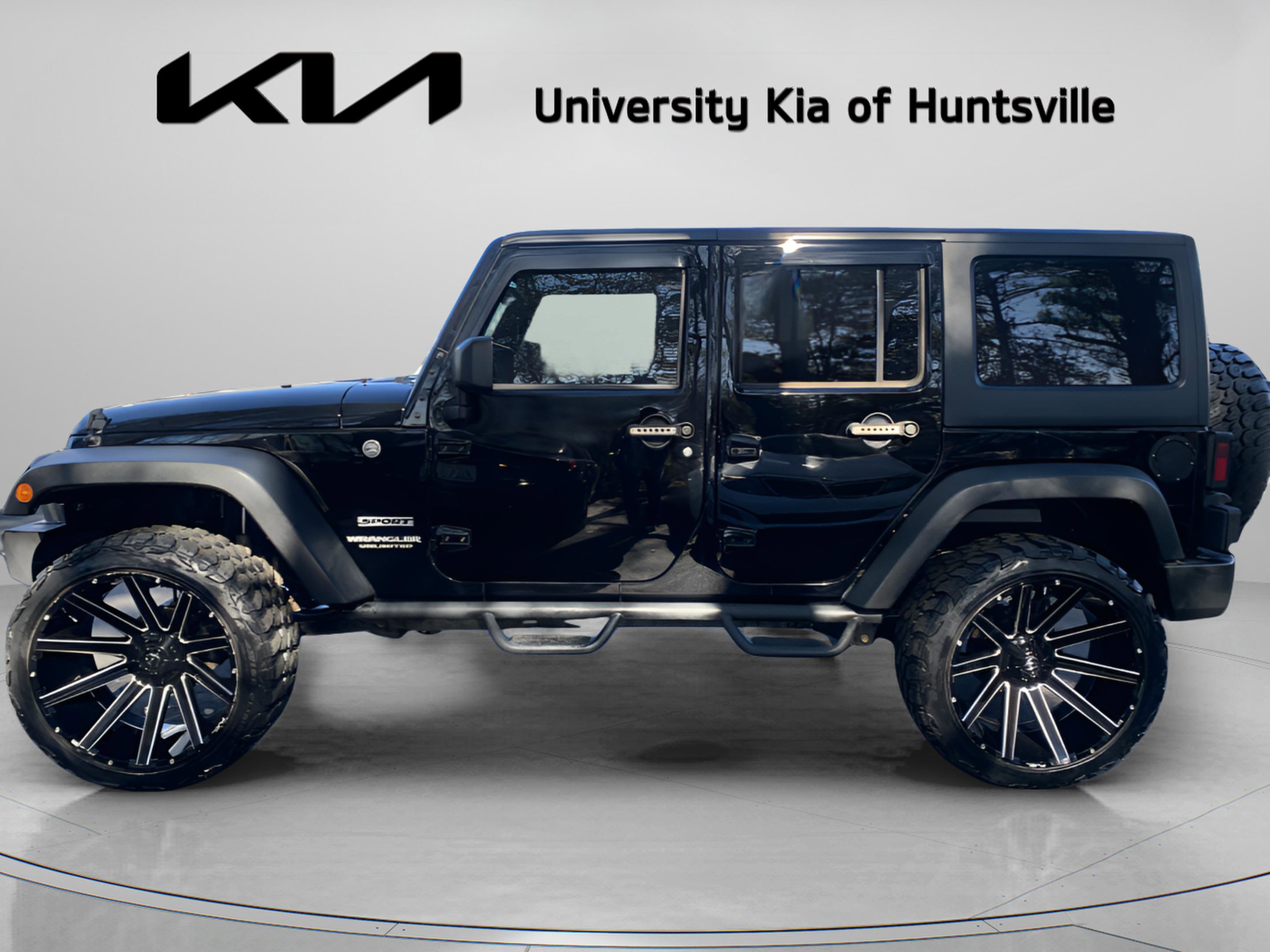 Used 2017 Jeep Wrangler Unlimited Sport w/ Connectivity Group image 4