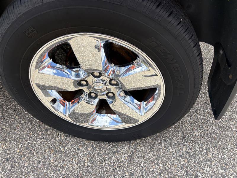 Used 2018 RAM 1500 Classic SLT AWD/4WD image 6