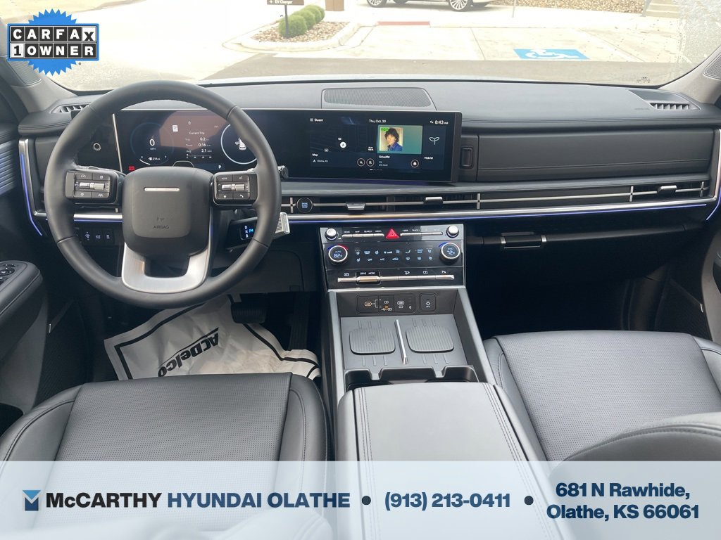 Used 2025 Hyundai Santa Fe Limited image 3