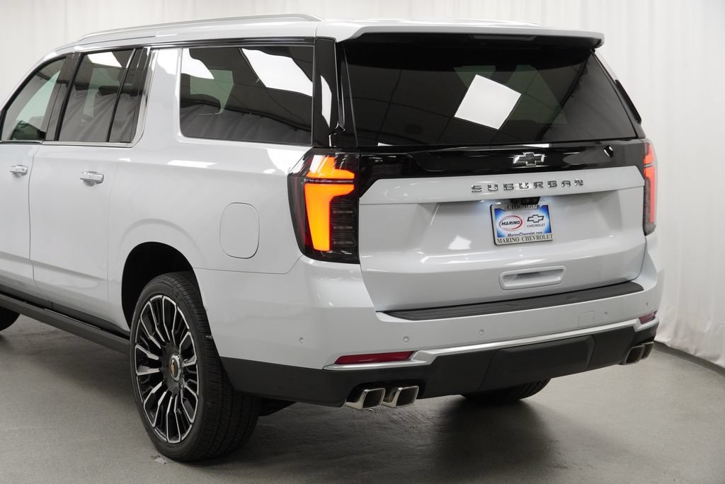 New 2026 Chevrolet Suburban High Country AWD/4WD image 42