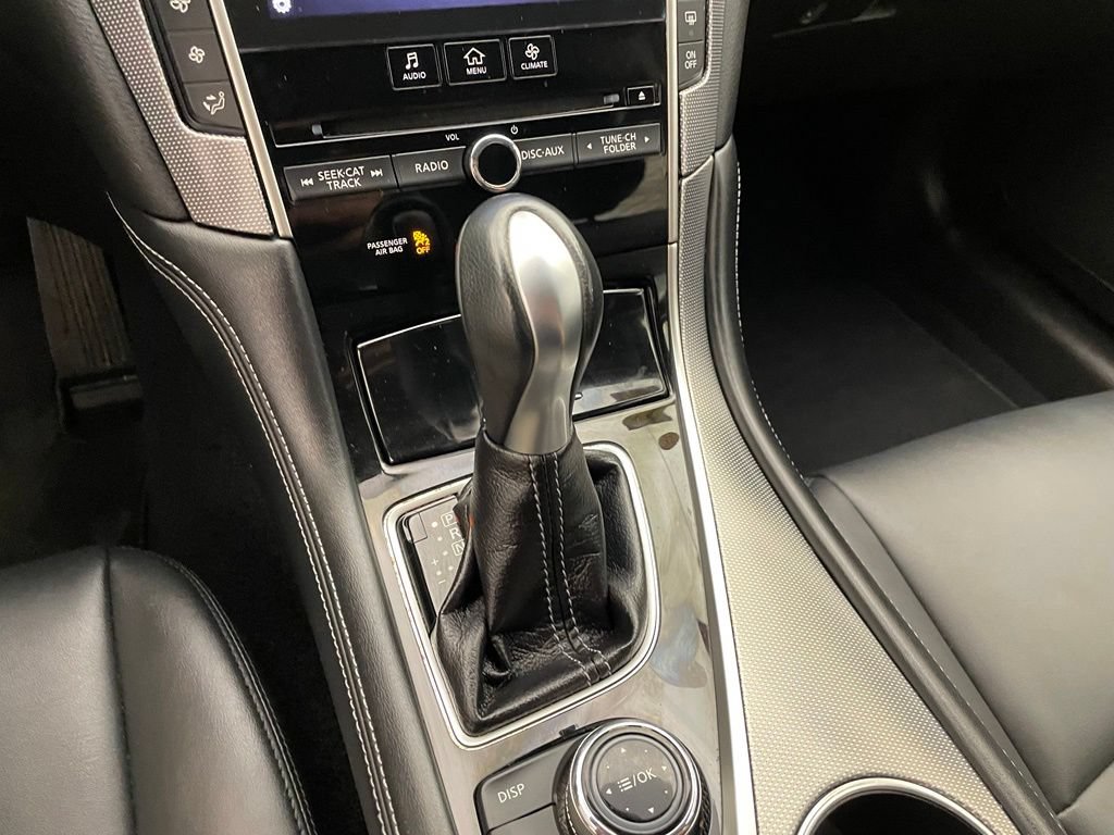 Used 2016 INFINITI Q50 Premium RWD image 19