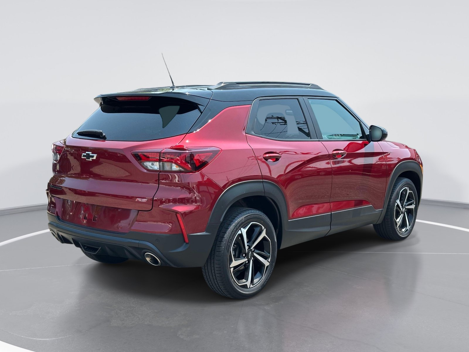 Used 2023 Chevrolet TrailBlazer RS w/ Convenience Package FWD image 5