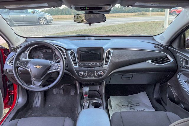 Used 2024 Chevrolet Malibu RS image 10