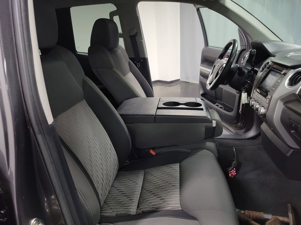 Used 2017 Toyota Tundra SR5 AWD/4WD image 23