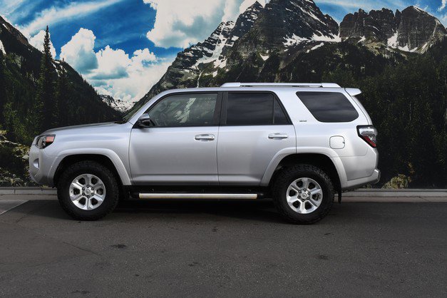 Used 2014 Toyota 4Runner SR5 Premium image 7