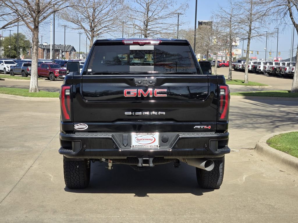 Used 2024 GMC Sierra 2500 AT4 w/ AT4 Premium Plus Package image 6